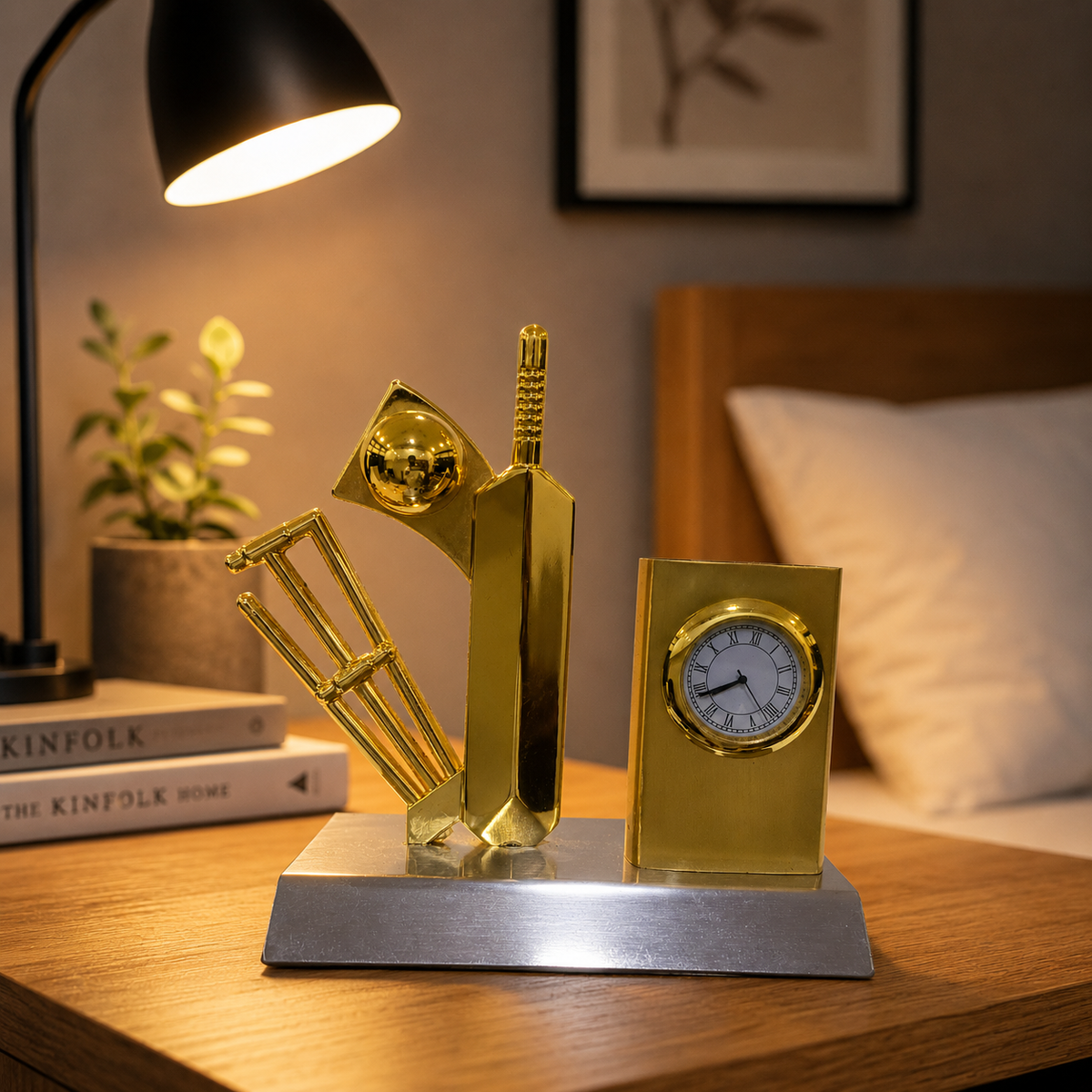 Cricket Theme Pen Stand with Analog Table Clock, Bat Ball & Stumps Desk Organizer Showpiece for Office Table, Study Desk, Home Decor, Corporate Gift for Men & Cricket Lovers, Gold Tone